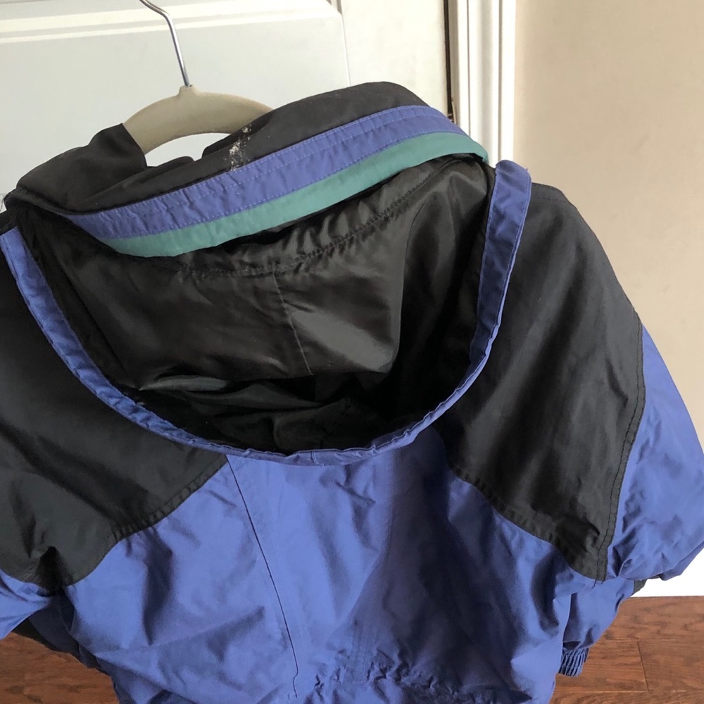 Helly Hansen Waterproof Jacket - image 4